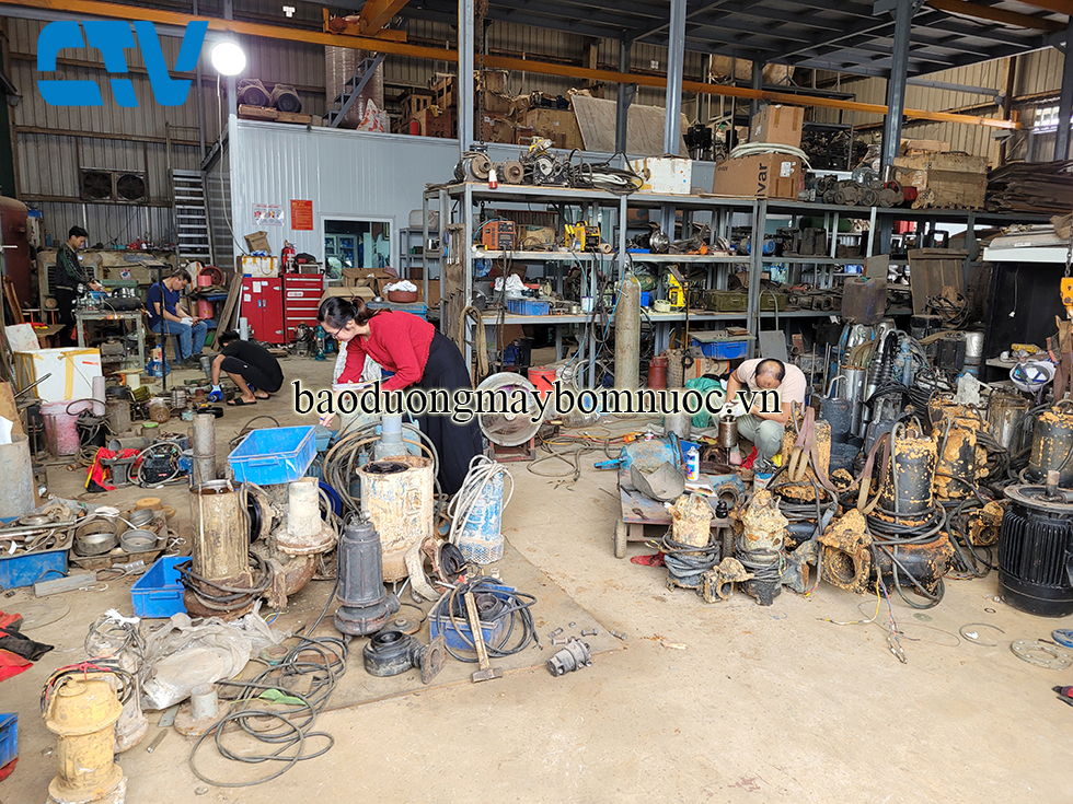 Dịch vụ bảo dưỡng máy bơm nước công nghiệp Tsurumi chuyên nghiệp tại Hà Nội